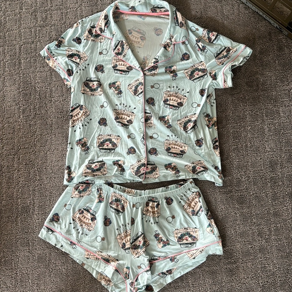 Chelsea Peers Bridal Pajama Set